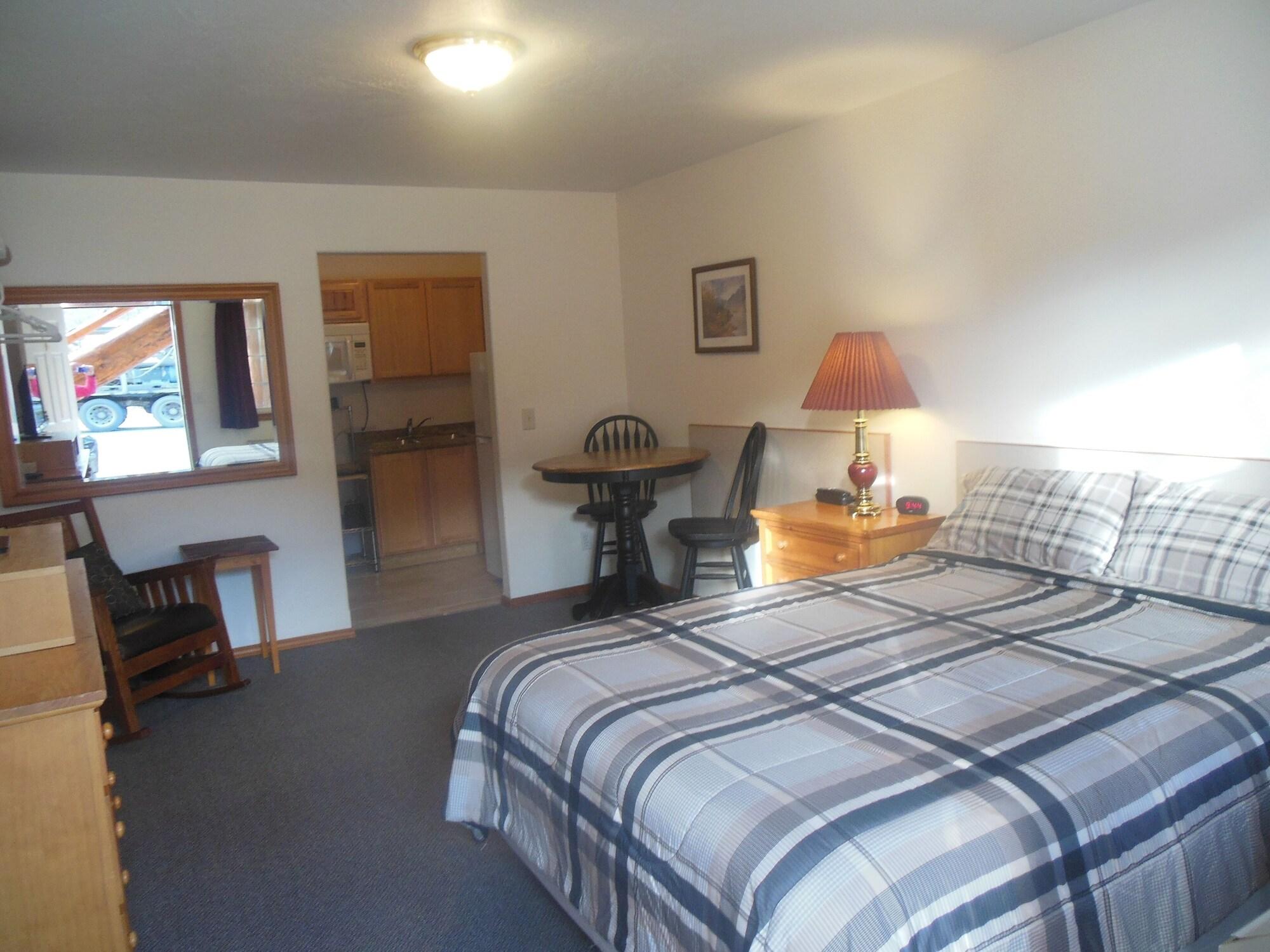 Clark Fork Lodge Ngoại thất bức ảnh