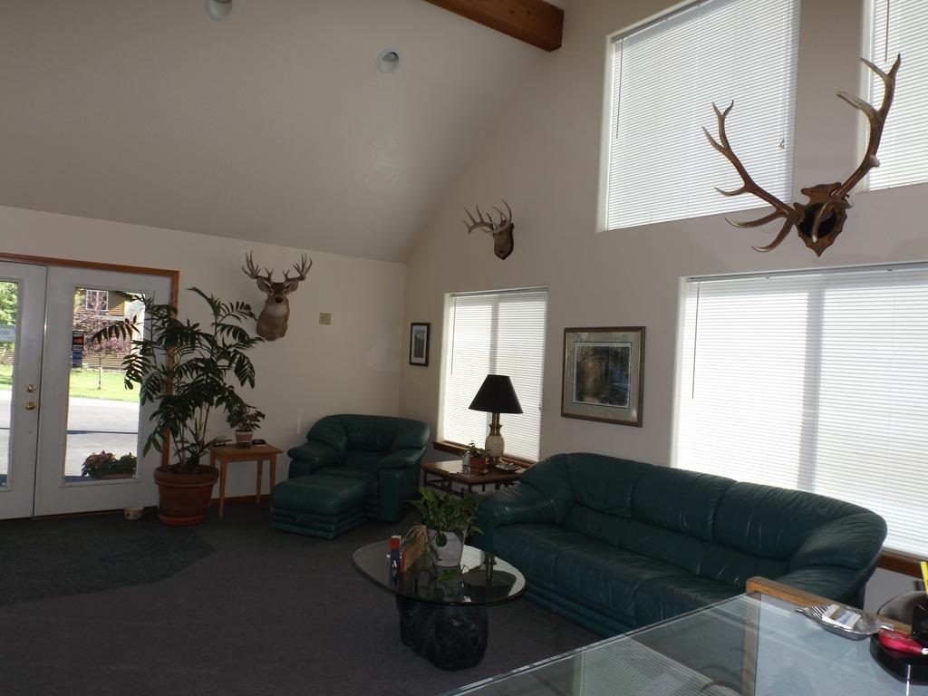 Clark Fork Lodge Ngoại thất bức ảnh