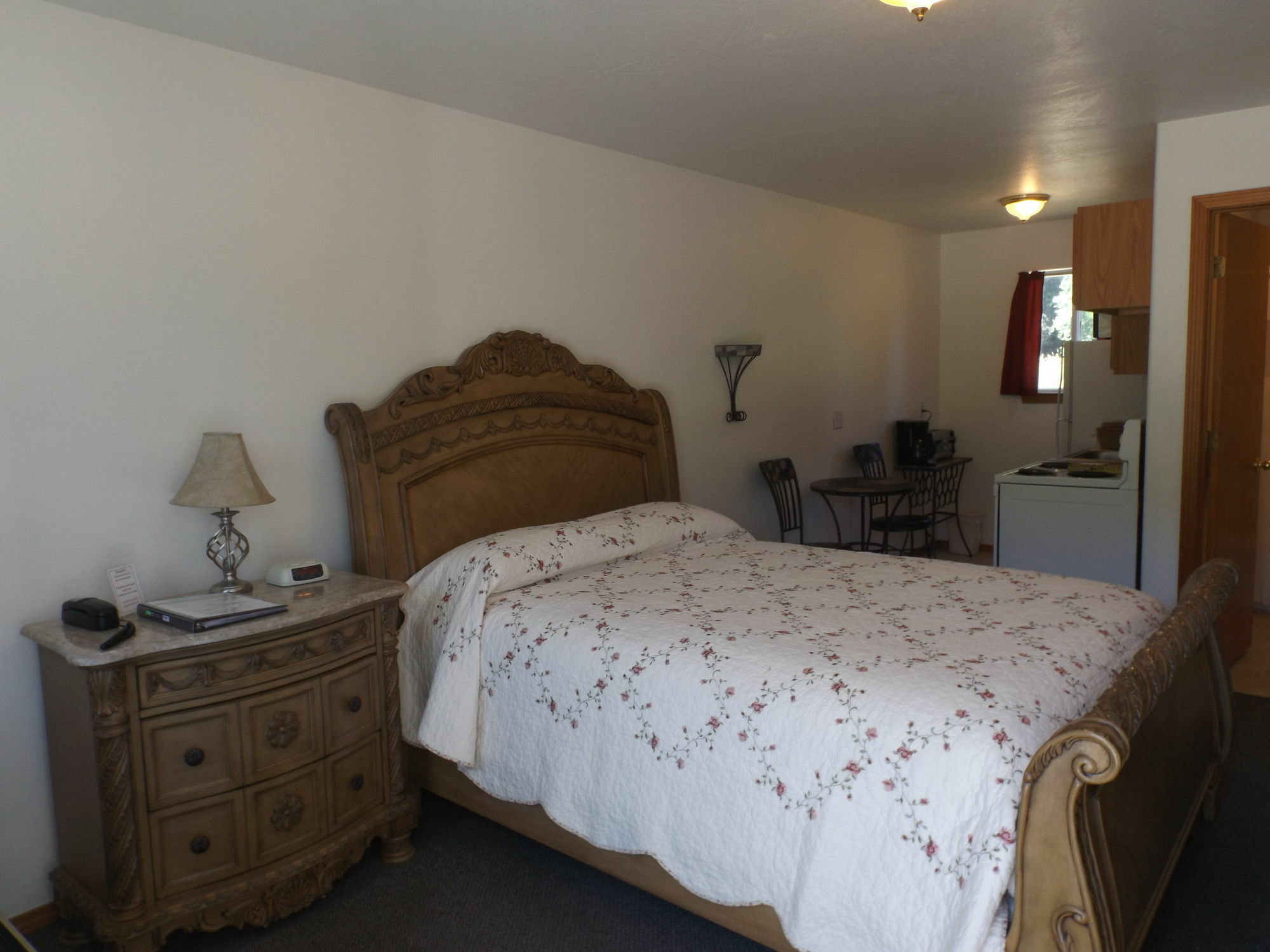 Clark Fork Lodge Ngoại thất bức ảnh